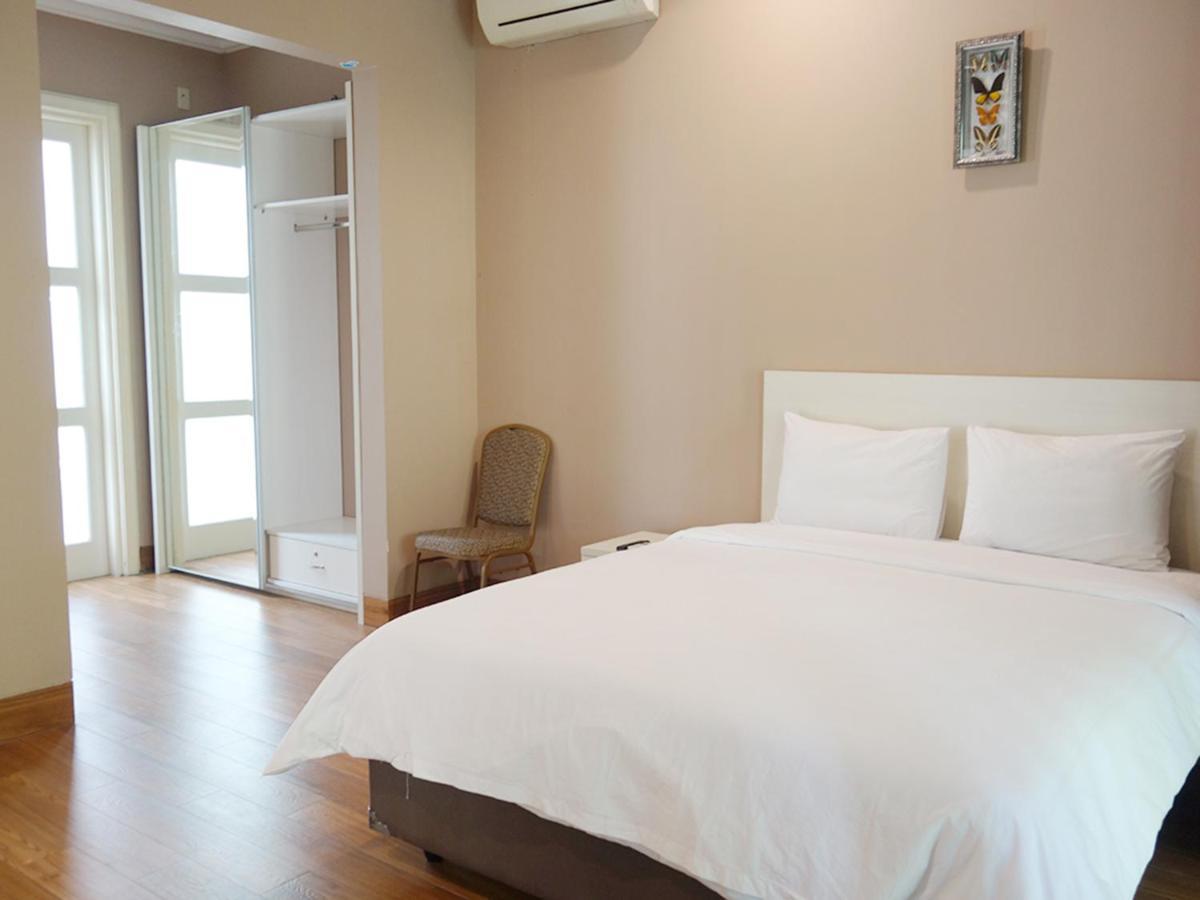 Saffron Suites Syariah ジャカルタ エクステリア 写真
